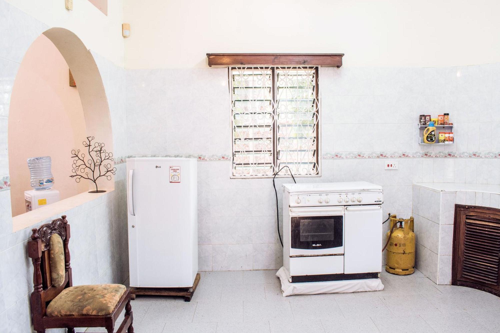 Kijani Cottages In Diani Diani Beach Esterno foto