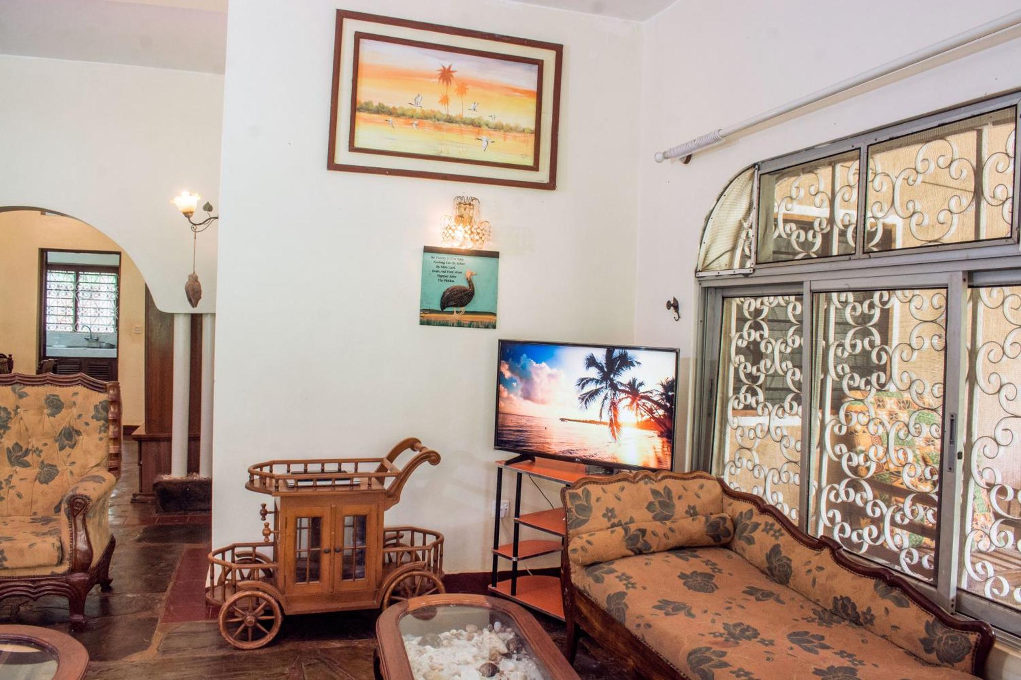 Kijani Cottages In Diani Diani Beach Esterno foto