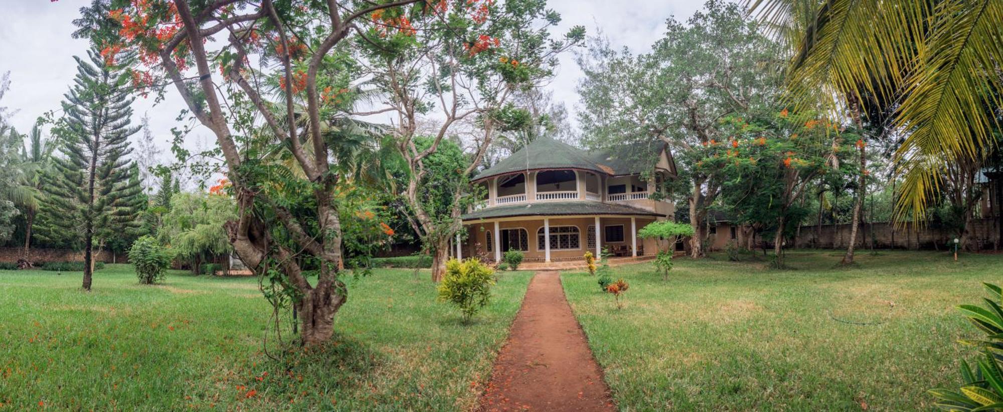 Kijani Cottages In Diani Diani Beach Esterno foto