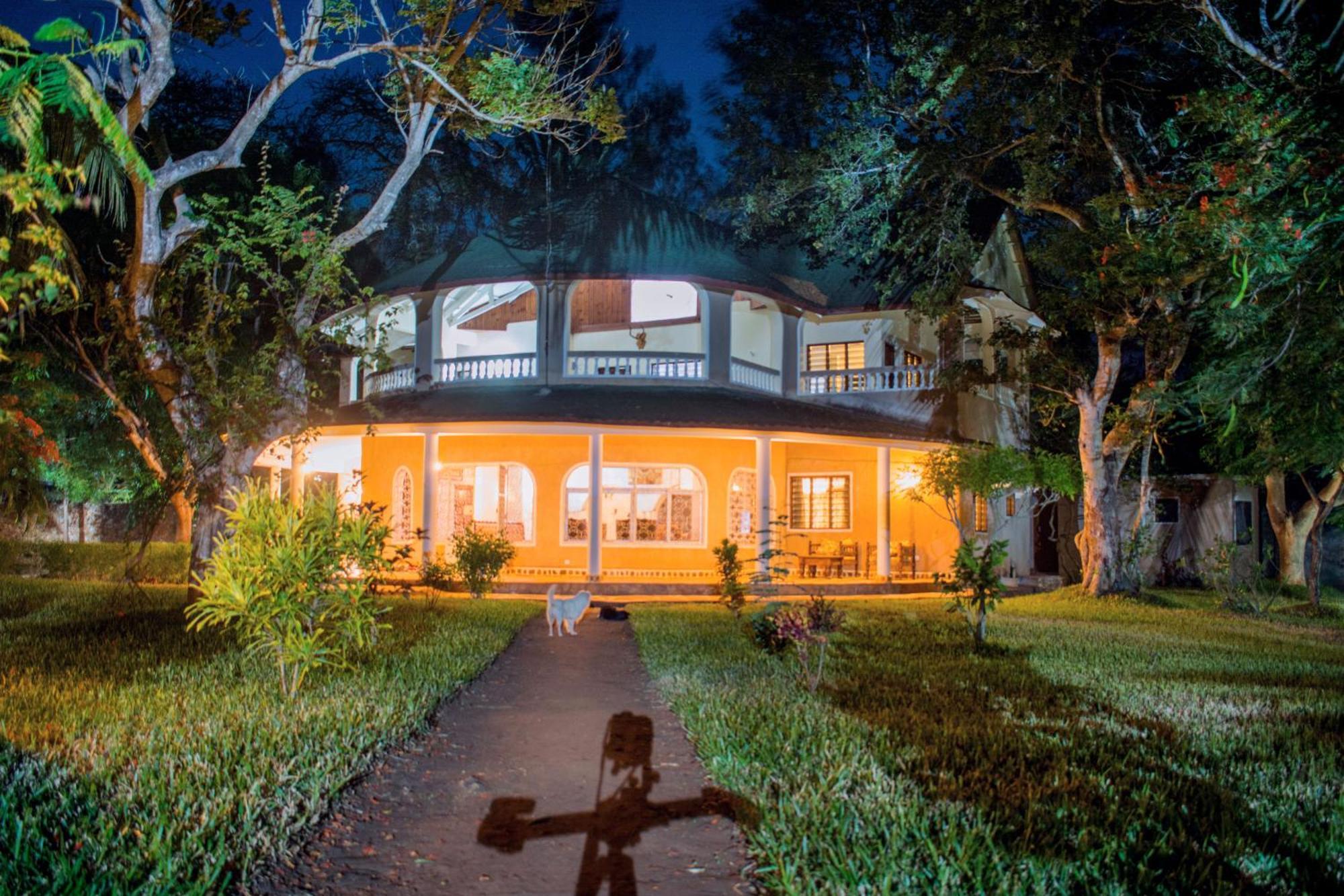 Kijani Cottages In Diani Diani Beach Esterno foto