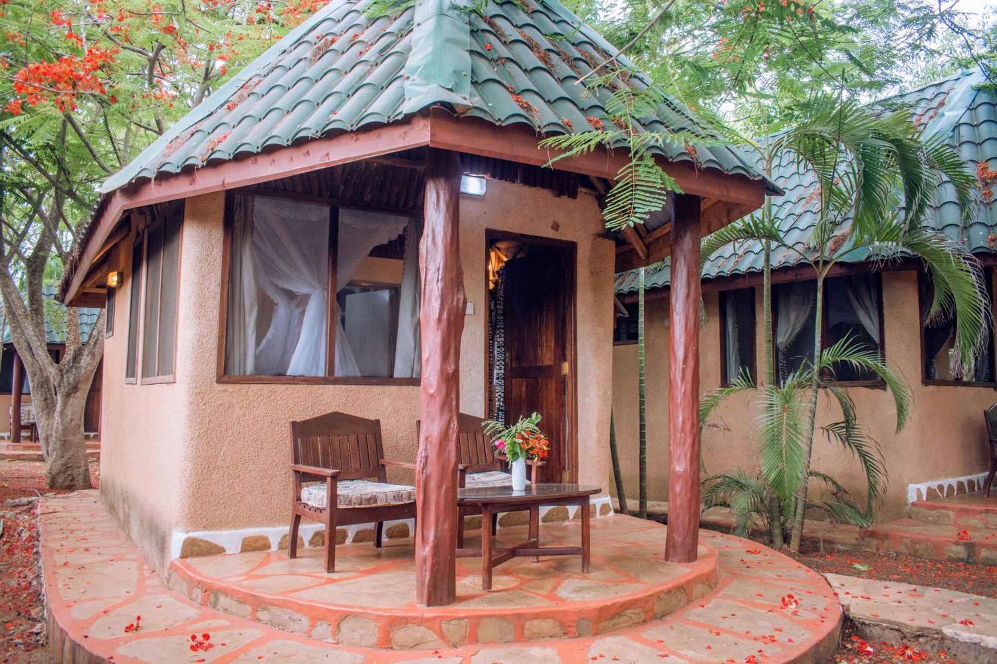 Kijani Cottages In Diani Diani Beach Esterno foto